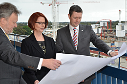 Prime Minister Julia Gillard and Vice Chancellors Professor David Lloyd and Professor Warren Bebbington