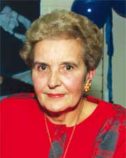 Emeritus Professor Freda Briggs.
