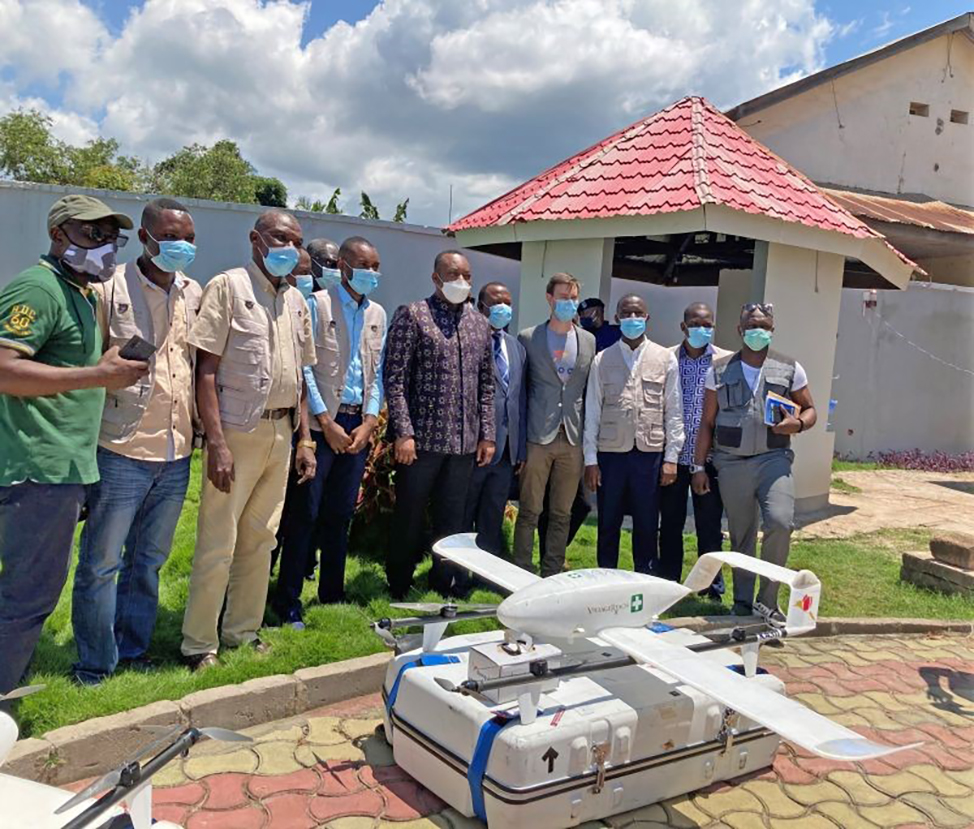 Eric middle, Swoop Aero and VillageReach received a visit from the DR Congo Minister for Health in the organisations’ Mbandaka Office. Photo by VillageReach)