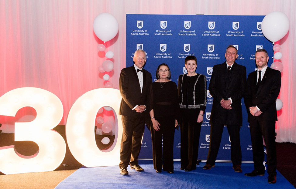 2021 Alumni Award Winners: South Australia Police Commissioner Grant Stevens APM LEM, Rising Sun Pictures Co-Founder Wayne Lewis, Dementia Alliance International Chair & Co-Founder Kate Swaffer, and CEO of culturally informed healing organisation We Al-li Dr Caroline Atkinson. 