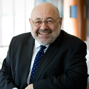 Professor Roman Tomasic