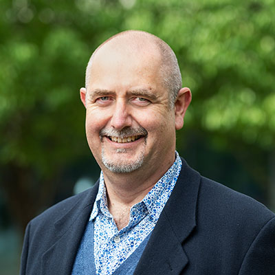 Dr Peter Schumacher