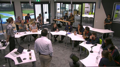 High school students using at the Samsung SMARTSchool, located at UniSA’s Magill campus.