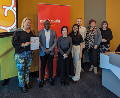 (L-R) Jo Williams (Wellbeing SA) with students Benjamin Opiyo, Quynh Anh Duong, Tom Malycha, Akhila Beena Asokan, Jan Angelo (City of Port Adelaide Enfield) and Leanne Davis-King (City of Port Adelaide Enfield).