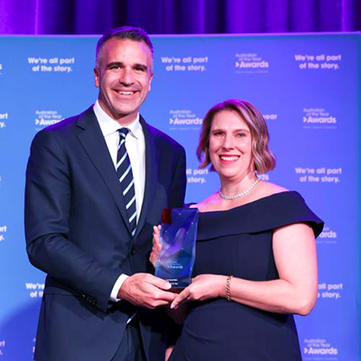 SA Premier Peter Malinauskas presents the 2025 SA Australian of the Year award to UniSA Professor Leah Bromfield. Photo by Salty Dingo.